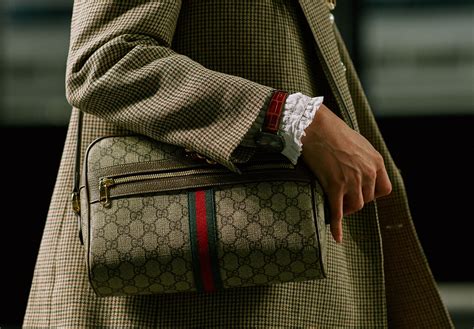 gucci distribuzione|Gucci bag official website.